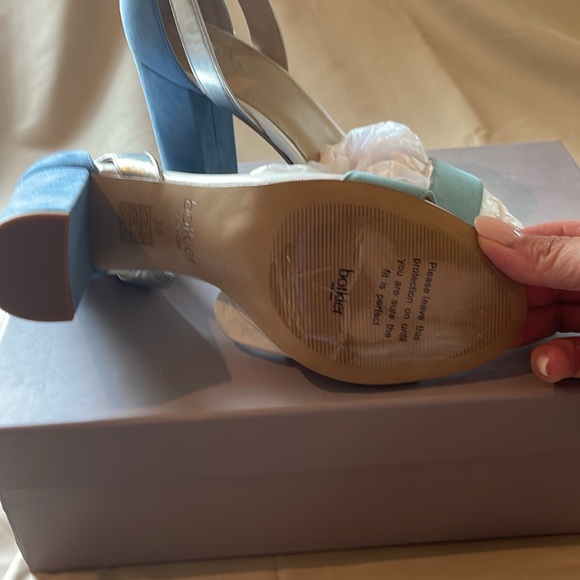 BOTKIER
Gianna Suede Ankle Strap High Heel Sandals, Size 7.5 - Picture 9 of 9